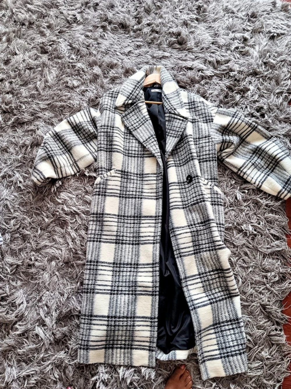 Plaid Long Coat in White & Black Like New